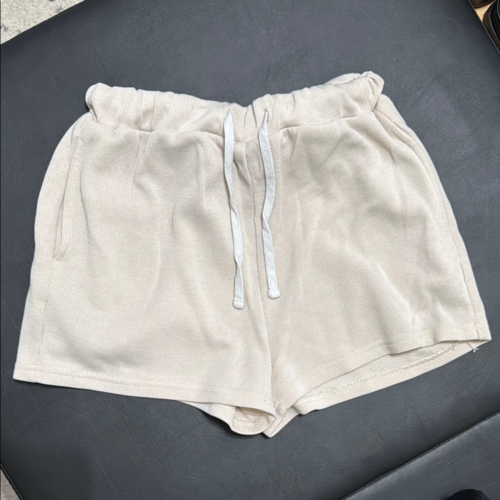 Women's Cream Shorts